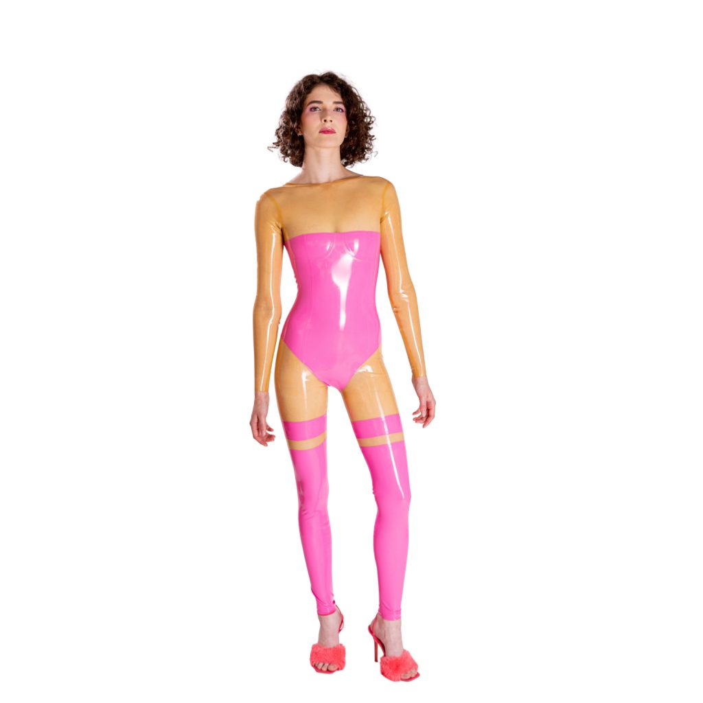 Femme latex catsuit
